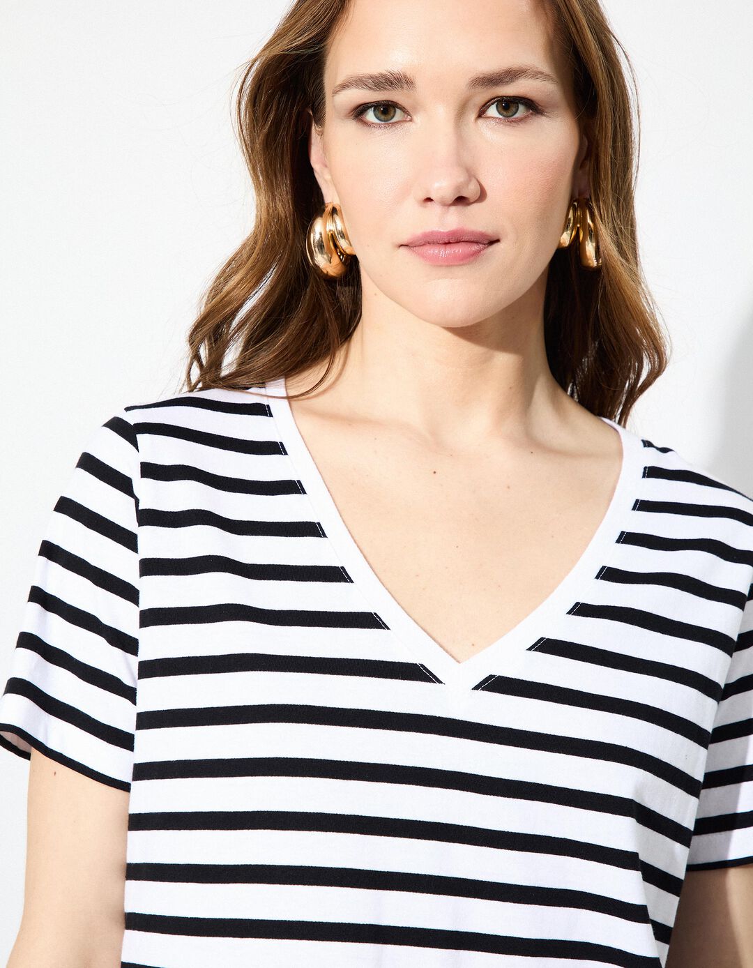 T-shirt Decote em V, Mulher, Preto