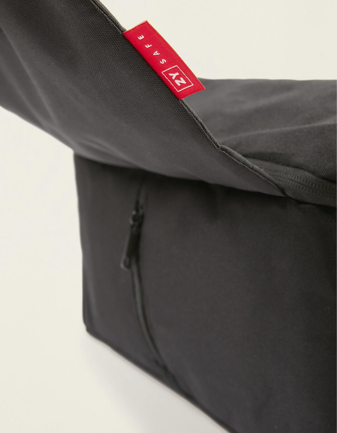 Saco De Passeio Black Zy Safe