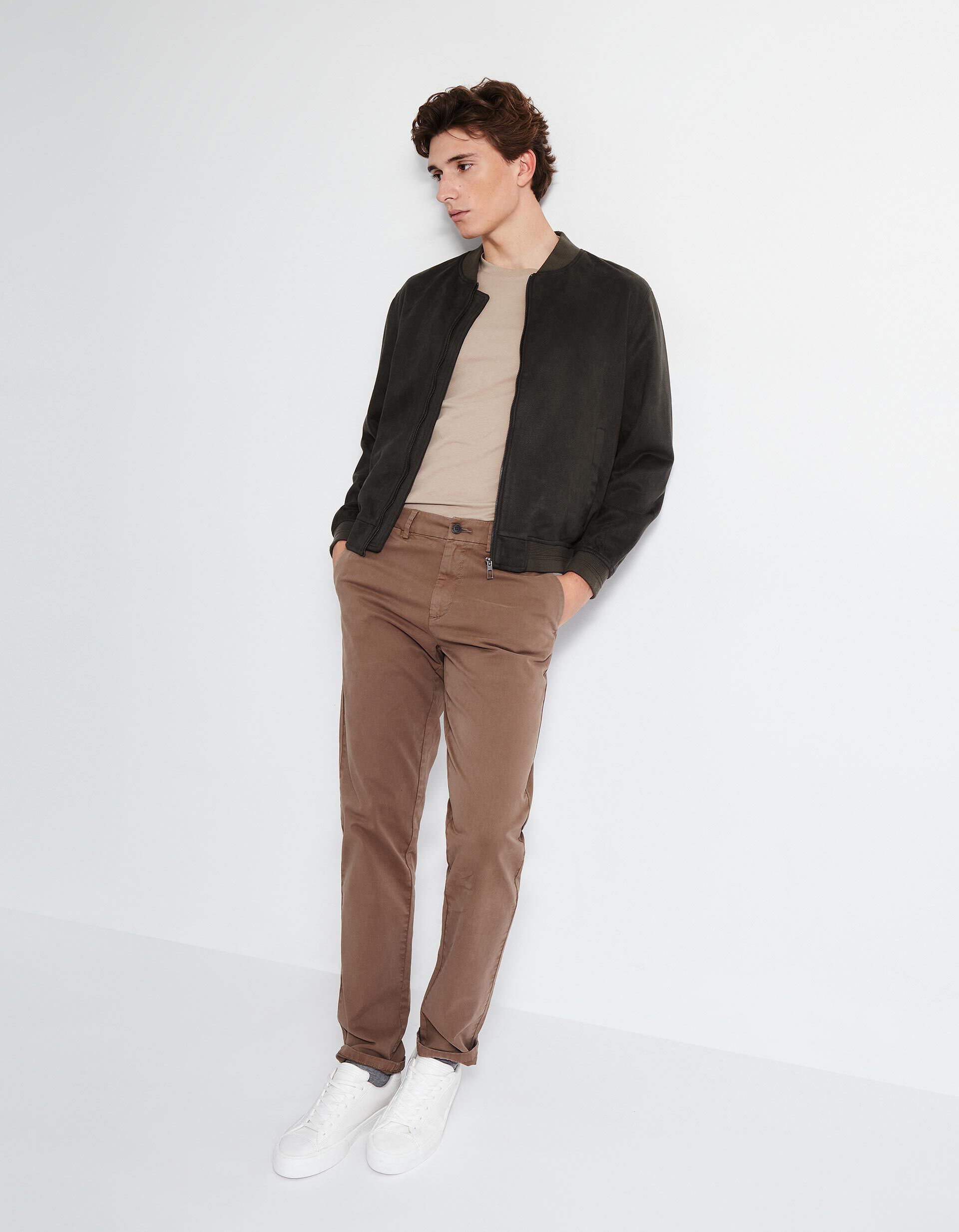 Cal&ccedil;as Chino Slim, Homem, Castanho
