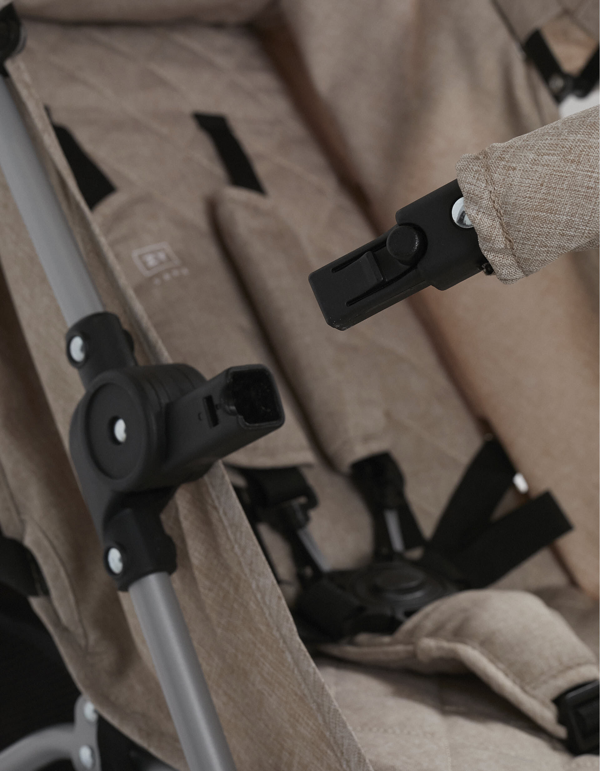 Comprar Online Carrinho Bengala Avenue Xtra Bege Zy Safe 6M+