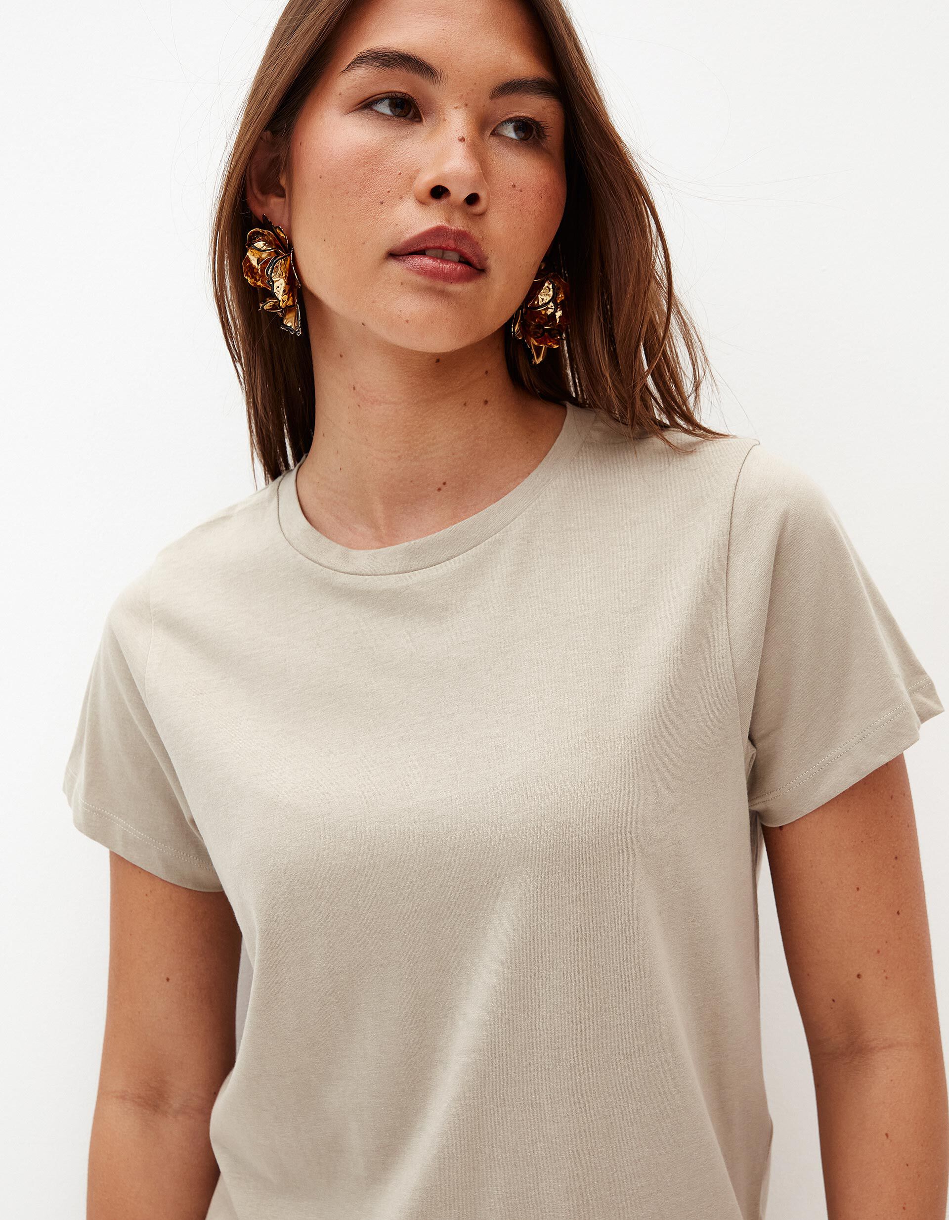 Comprar Online T-shirt B&aacute;sica, Mulher, Bege