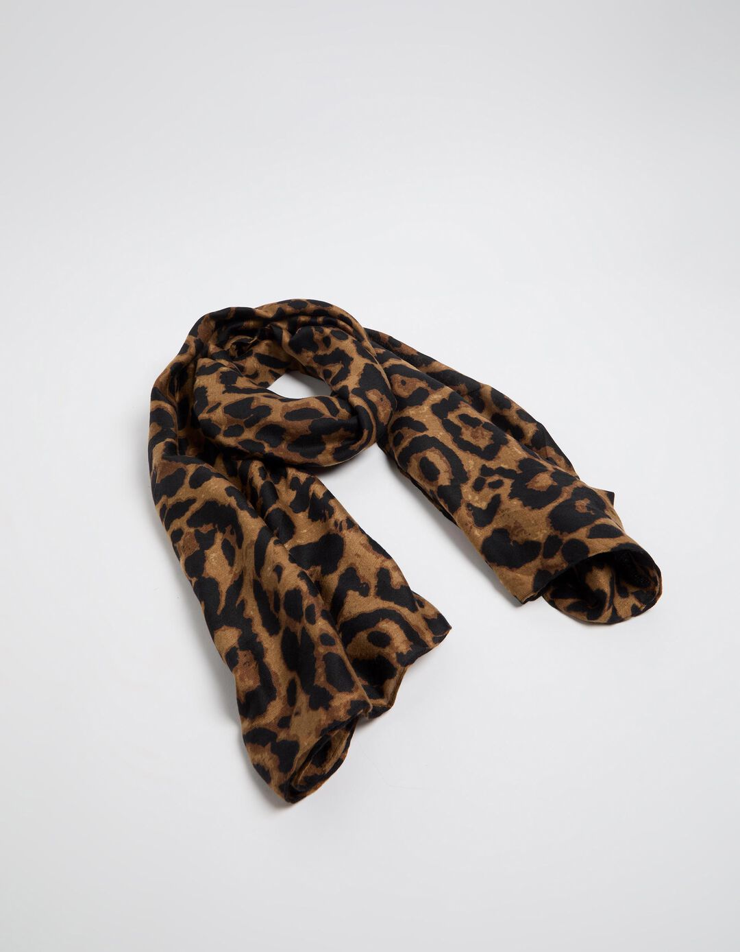 Lenço com Padrão Leopardo, Mulher