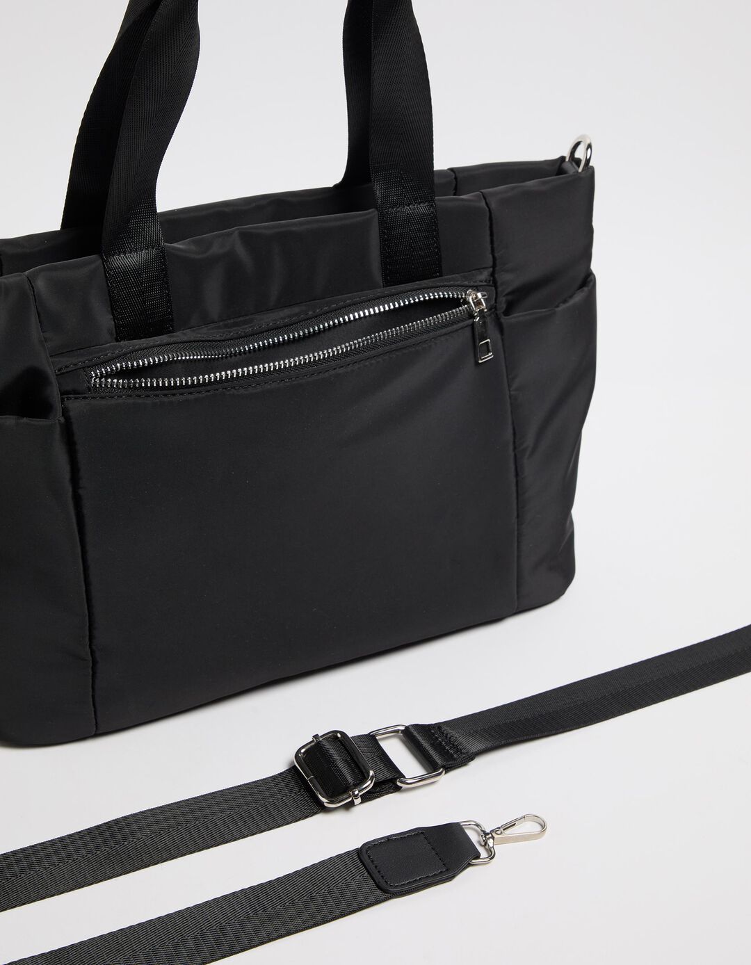 Mala Nylon, Mulher, Preto