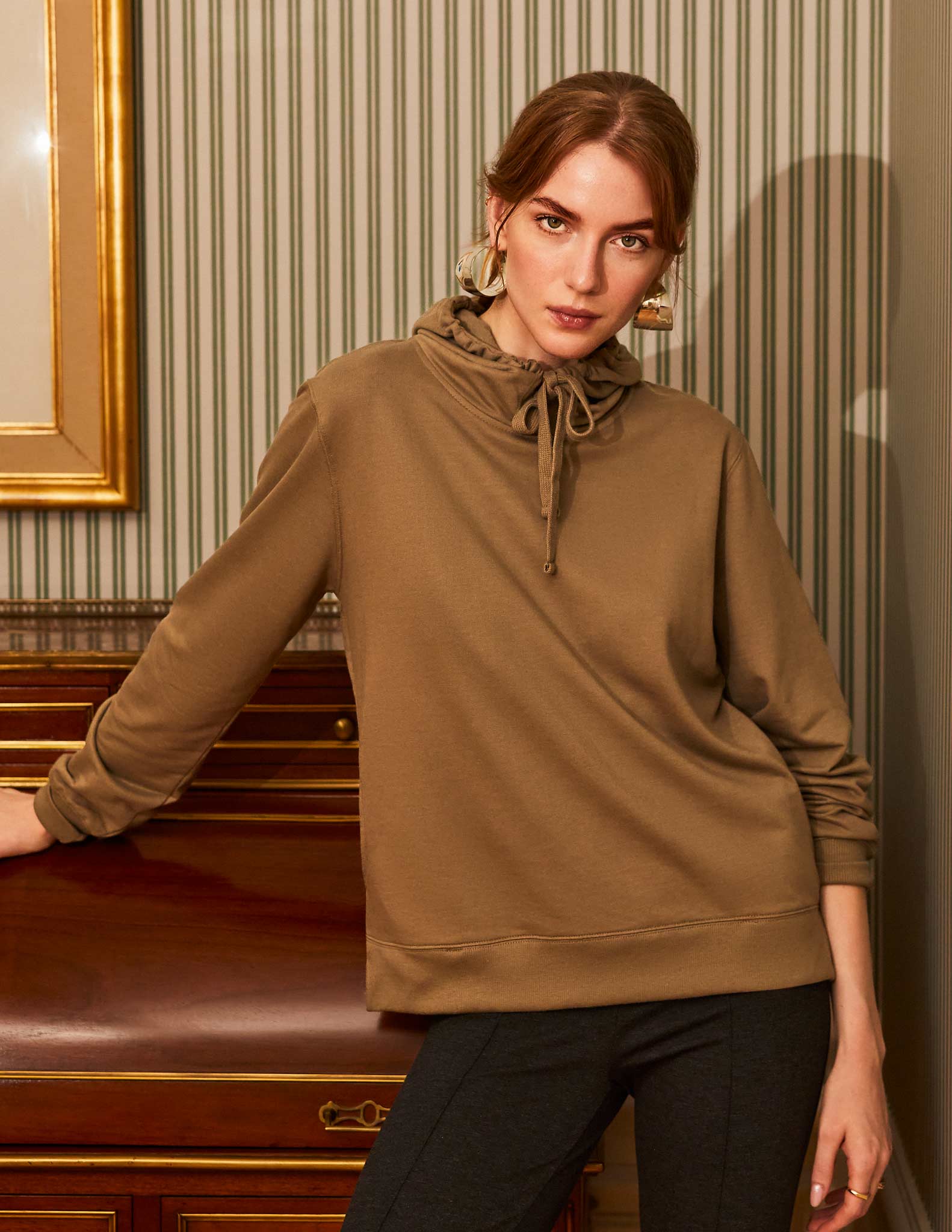 Sweatshirt Capuz, Mulher, Bege Escuro